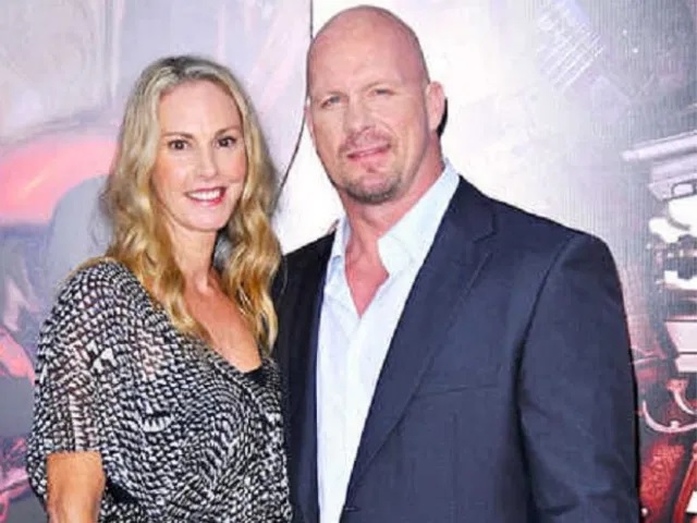 steve austin wife