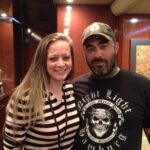 aaron lewis wife